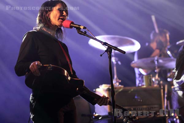 THE BREEDERS - 2018-11-21 - PARIS - Le Trianon - Kelley Deal - Jim MacPherson